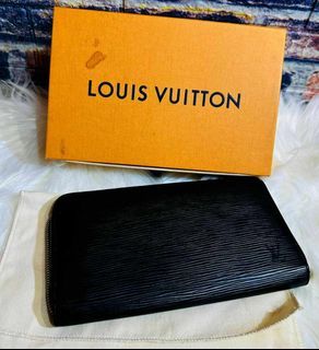 Louis Vuitton Vintage Checkbook Holder - Brown Wallets, Accessories -  LOU820305