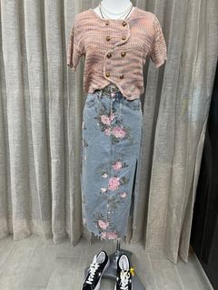 全新牛仔長裙/花藝/M以內