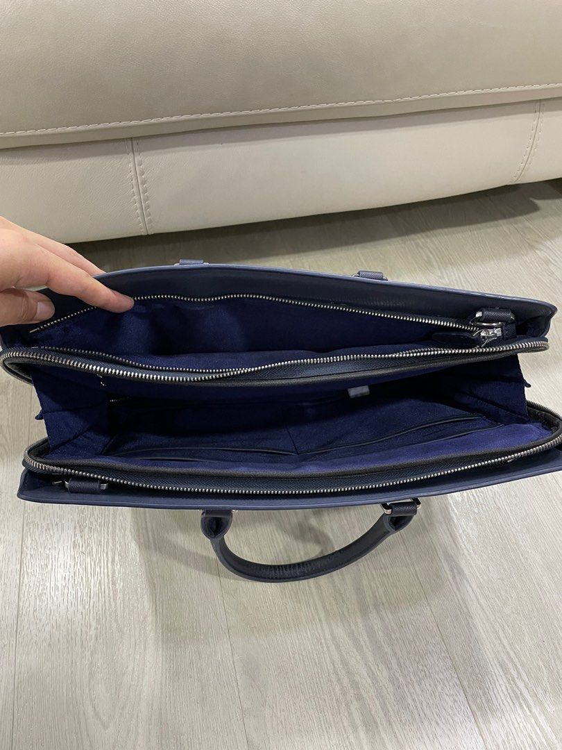 Maverick & Co Briefcase, Men's Fashion, Bags, Briefcases on Carousell