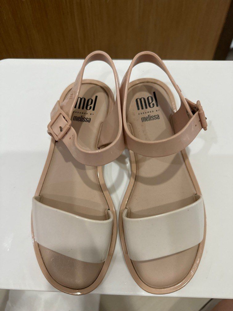Mel Dreamed by Melissa Sandals US2
