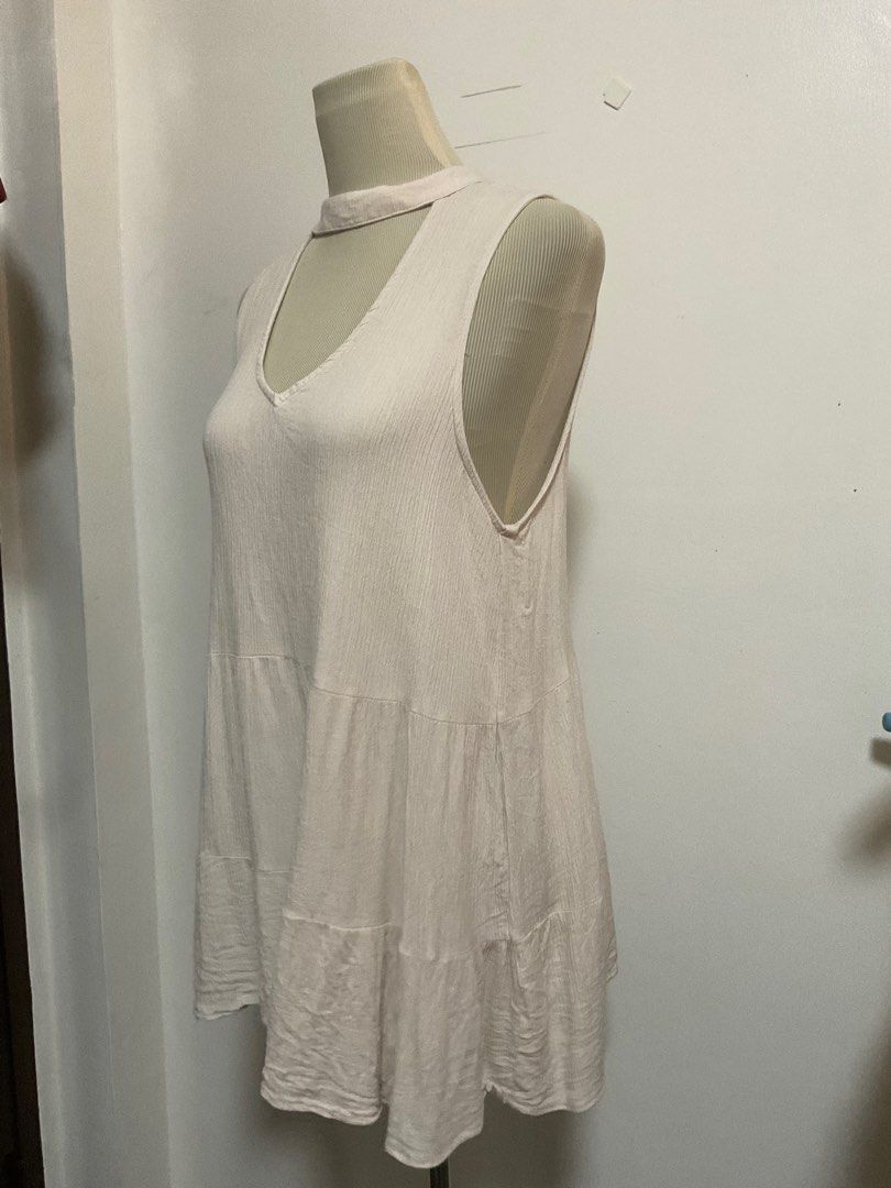 mossimo beach linen beige dress (Category: Dresses) located in Tuguegarao City. Submitted by chatingz (Listing ID 1267812306, Image 3). Description: fits: m-L.