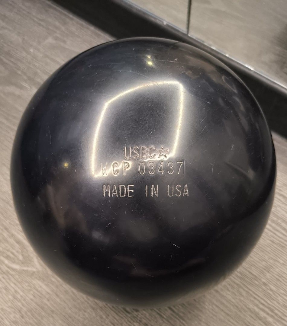 MOTIV Lethal Venom 13 Pound Asymmetrical Bowling Ball MOTIV Lethal