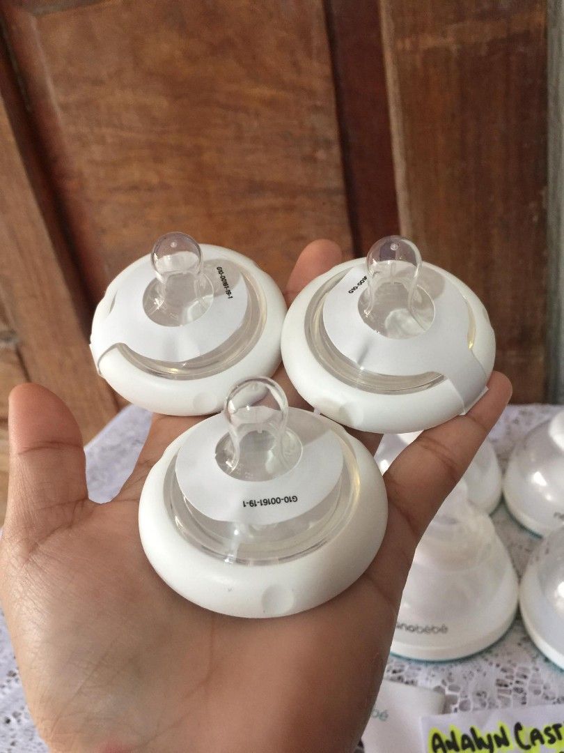 Nanobebe Breastmilk bottle, Babies & Kids, Nursing & Feeding