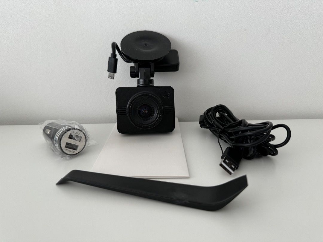 https://media.karousell.com/media/photos/products/2023/11/26/near_dash_cam_1700973743_64341544_progressive