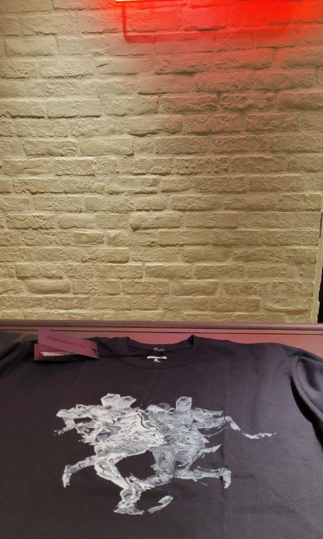全新neighborhood NH x TAKU OBATA tee (XL碼) 📌 (中環hoods購入)有單據, 男裝, 上身及套裝,  T-shirt、恤衫、有領衫- Carousell