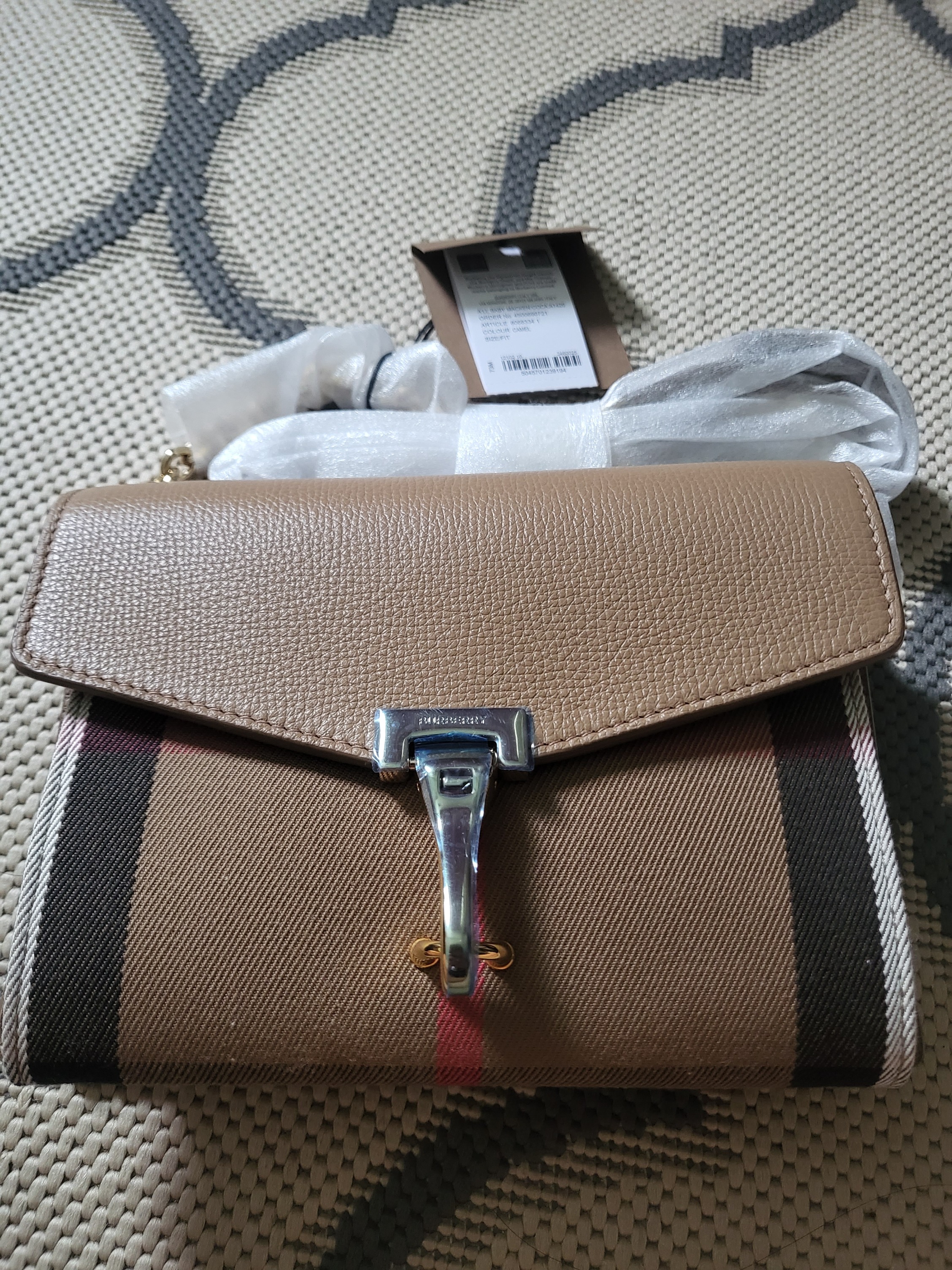 Burberry 2025 baby macken