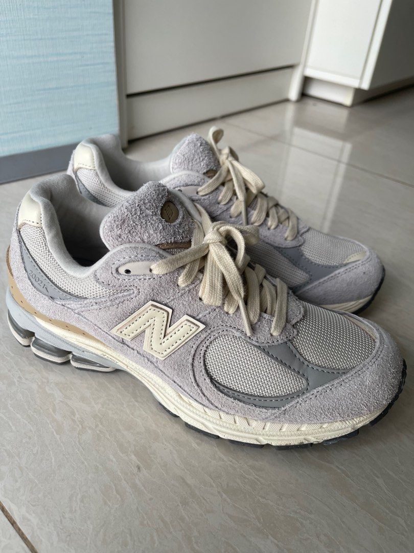 New Balance 2002R, Women's Fashion, Footwear, Sneakers on Carousell