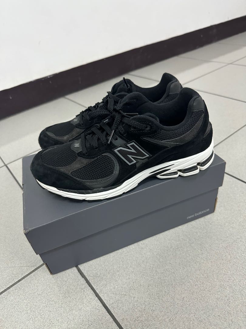 New balance NB 2002R 復古運動鞋黑色M2002RBK-D, 他的時尚, 鞋, 運動