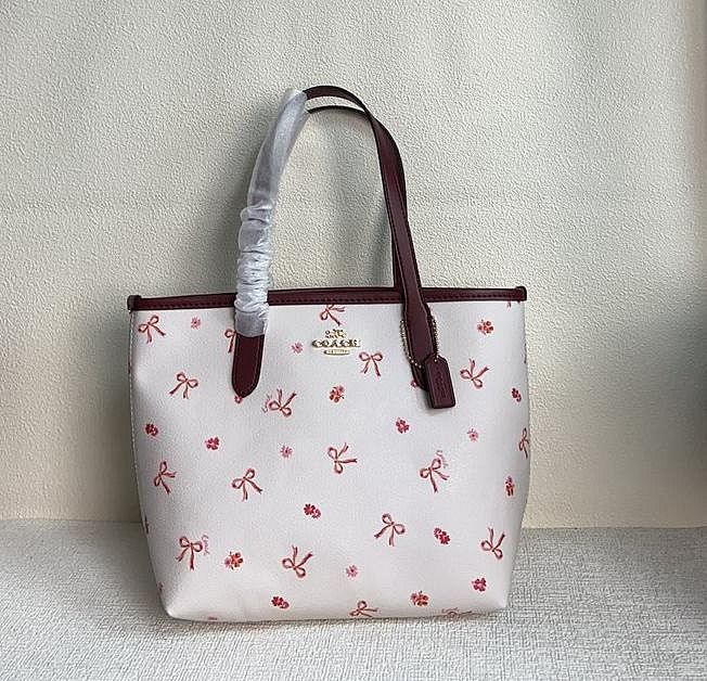 New Coach Original Ribbon Printed MINI CITY TOTE IN SIGNATURE CANVAS Shoulder Bag For Women Come With Complete Set Suitable For Gift