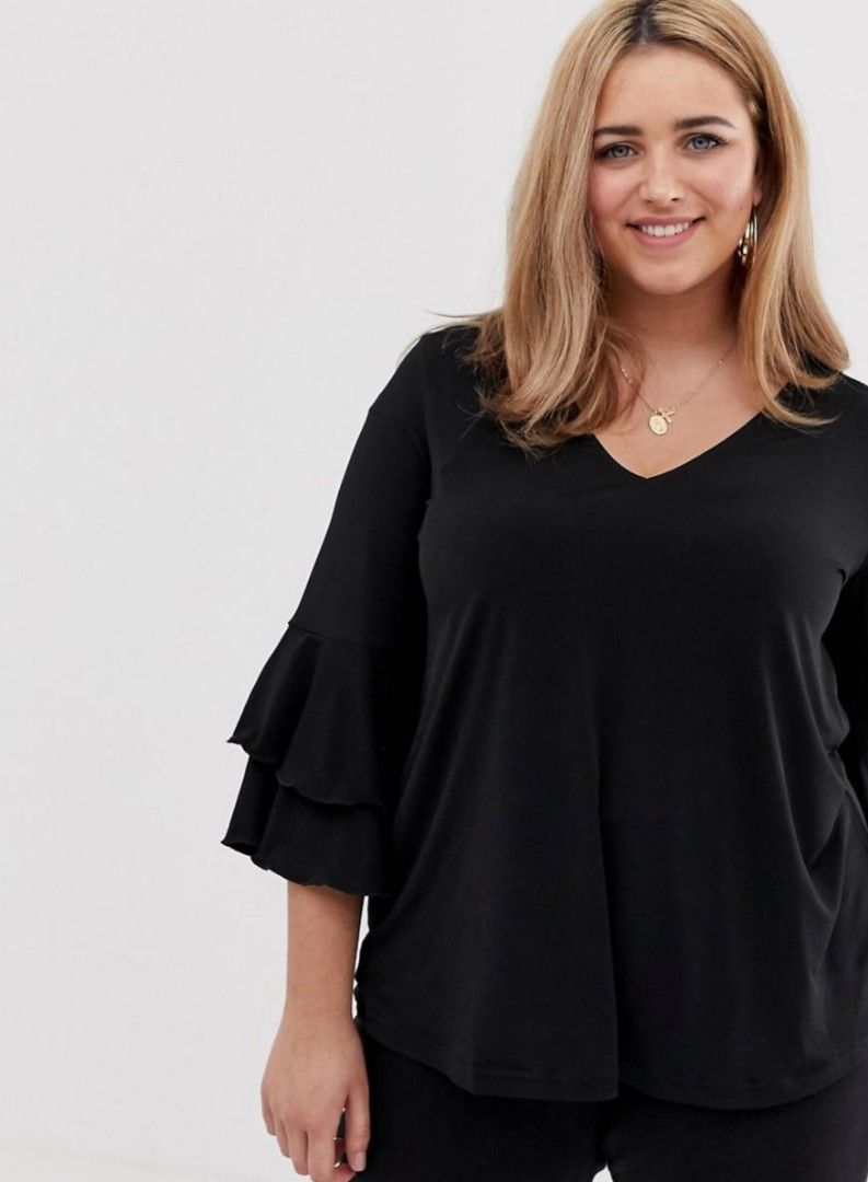 New Look Curve V Neck Ruffle Top, Women's Fashion, Tops, Blouses