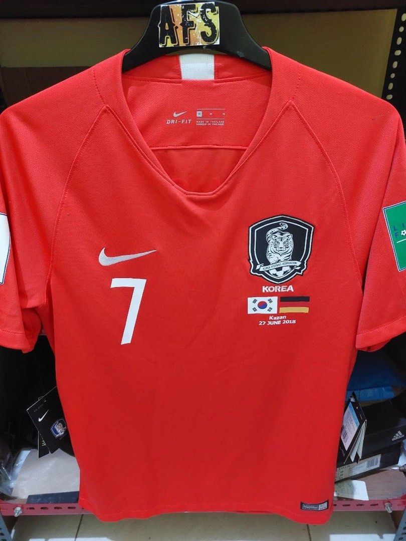 Nike 20q8 hotsell