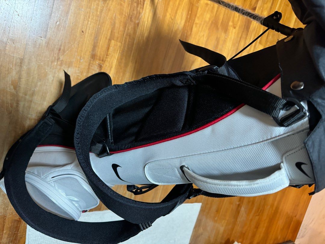 Nike elite golf bag, Sports Equipment, Sports & Games, Golf on Carousell