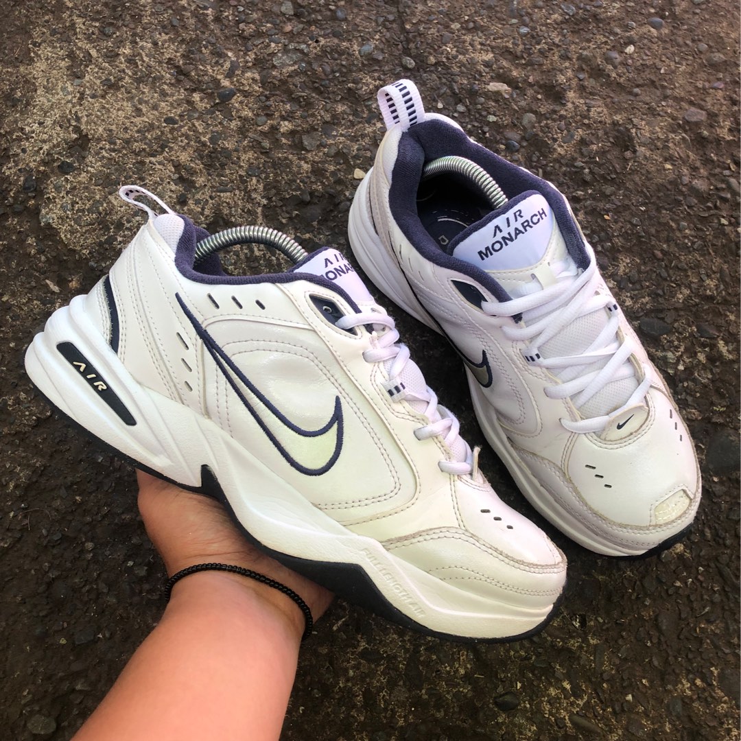 womens nike monarchs