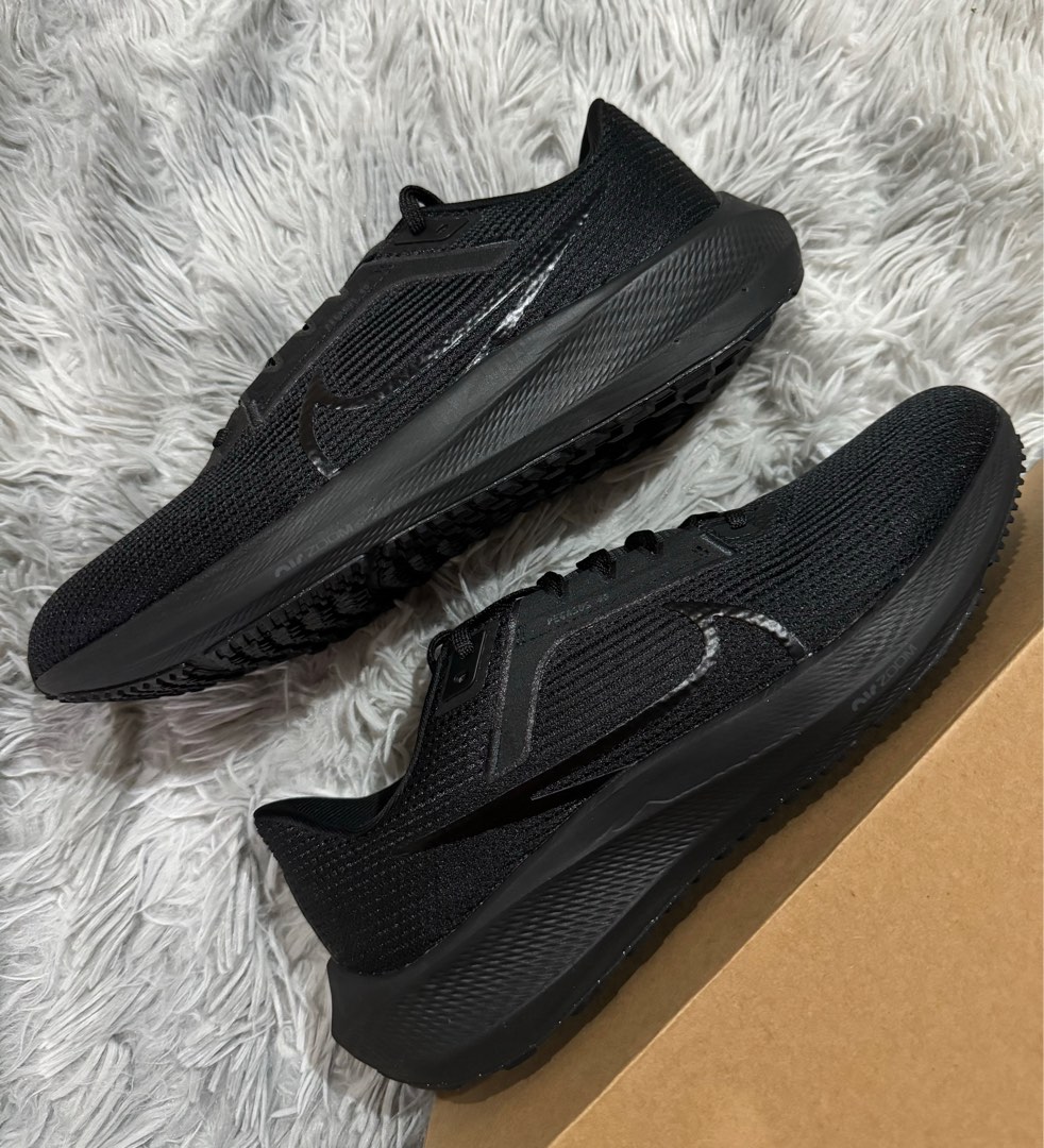 triple black pegasus 35