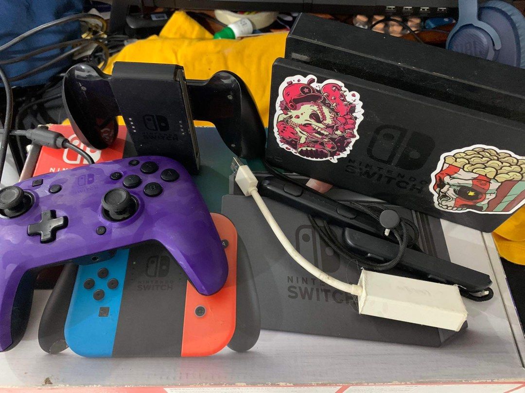 Nintendo Switch V1 (Category: Nintendo) located in Caloocan City. Submitted by Ebotchi (Listing ID 1267880176, Image 3). Description: Digital Games included: Front Mission remake, SOS FOMT, Re: Revelations 2, Little Nightmares With 128 storage 6,300 complete with box. 7,000 all-in with controller and lan connector.