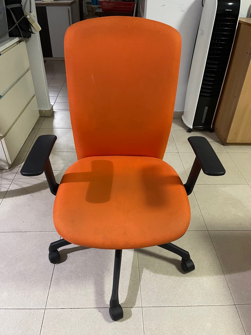 Office chair, Furniture & Home Living, Furniture, Chairs on Carousell