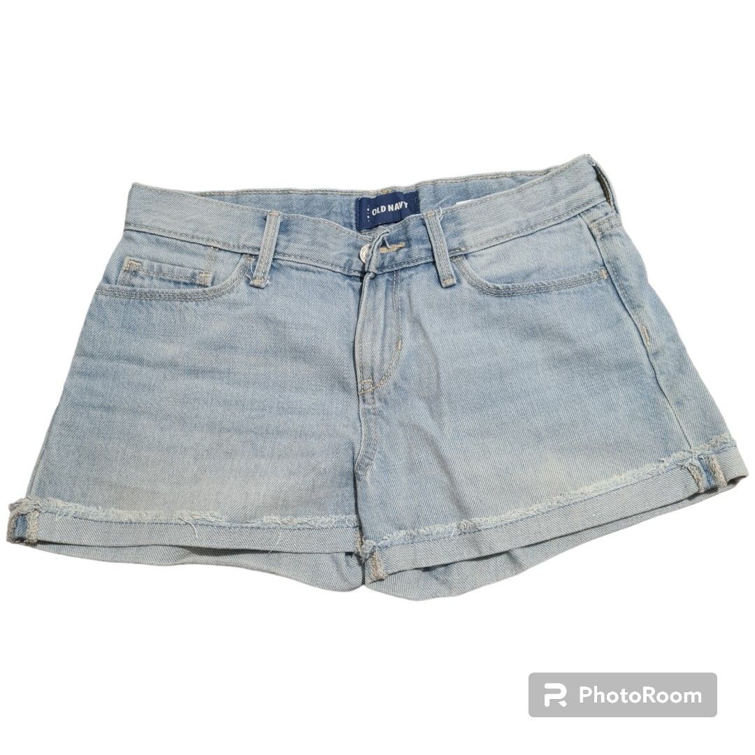 Old Navy Light Blue Shorts (Category: Shorts) located in Cainta. Submitted by declutter_mkondostyle (Listing ID 1267862400, Image 1). Description: Color: Light Blue Waist: 26in (actual), Size 12(tag) length: 10.5in Mid rise No issues ♡ All measurements are approximate. Will indicate if tag size or actual (medida size) ♡ Sorry for the shadow at the bottom left. ♡ Kindly consider that this is pre-loved, so please manage your expectations. Color may