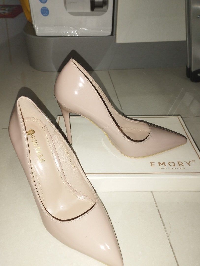 ownlook heels