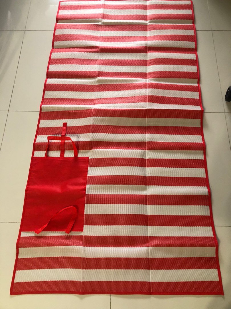 Picnic mat, Furniture & Home Living, Outdoor Furniture on Carousell