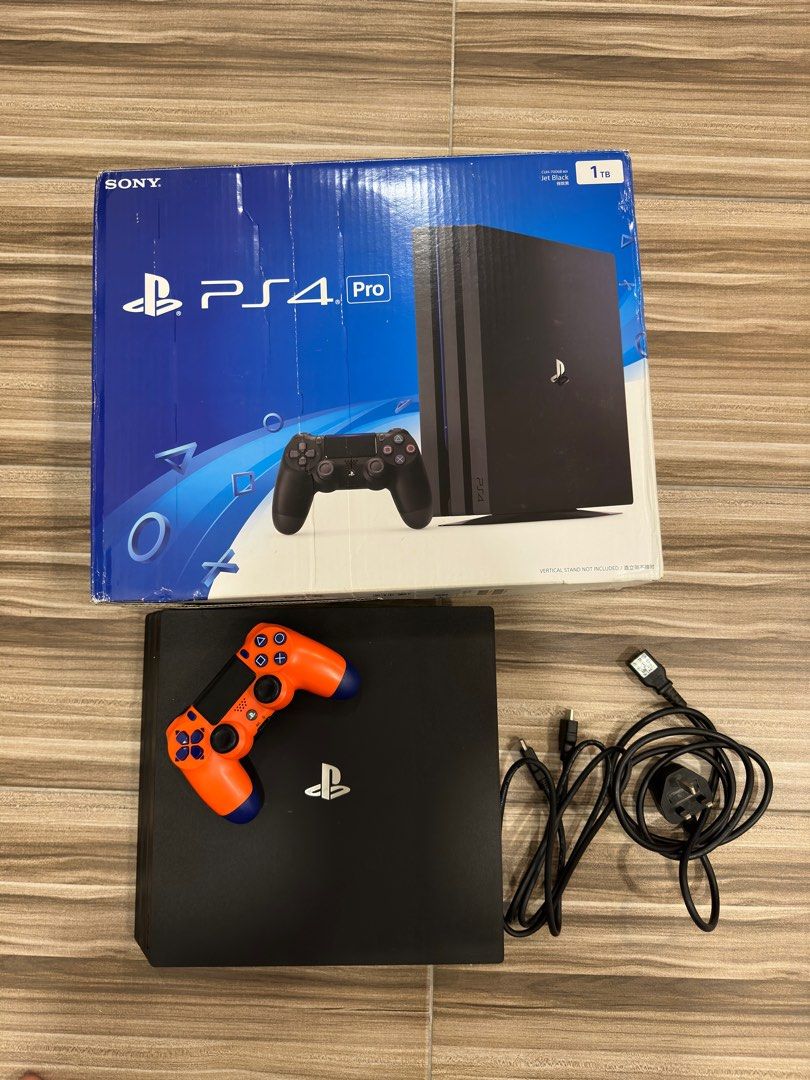 PS4 Pro upgraded 1tb Kingston SSD