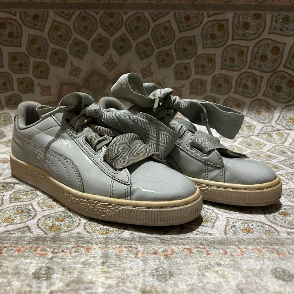 Puma ribbon 2025 laces
