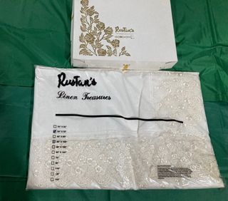 Rustan Satin embroidered w lace white tablecloth