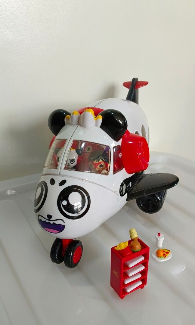 Ryan's world airplane (Category: Kids Toys) located in Quezon City. Submitted by iganda (Listing ID 1267915396, Image 3). Description: Ryan's world airplane..
