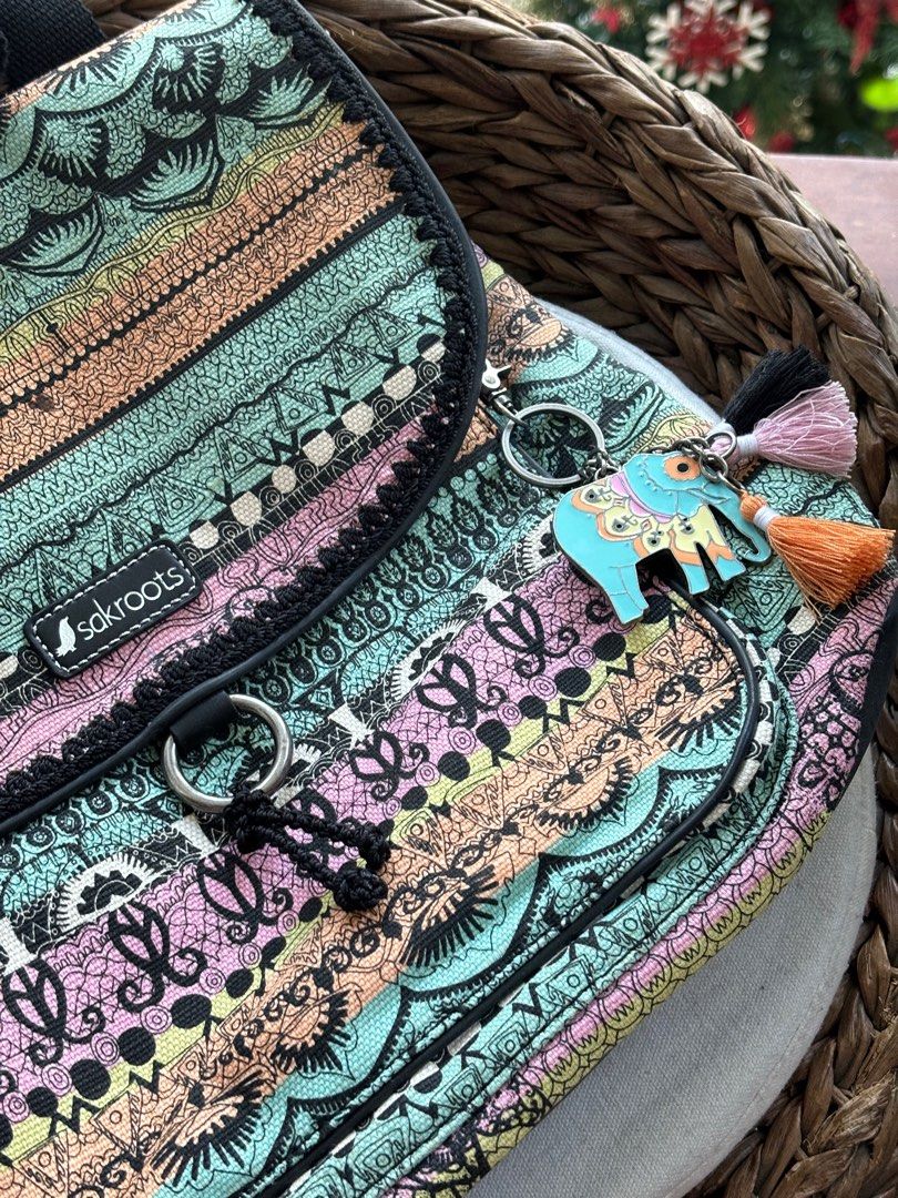 Sakroots Original Convertible 2way Backpack Sling Bag (Category: Backpacks) located in Quezon City. Submitted by oohsonice (Listing ID 1267799029, Image 2). Description: Sakroots Original Convertible Backpack Cross Body Bag -Comes with a tassel keychain with elephant Convertible backpack and crossbody bag with a unique fabric print. Comes with a lot of pockets and zipper linings for compartments Brand new and unused Terms: Payment first BPI or Gc