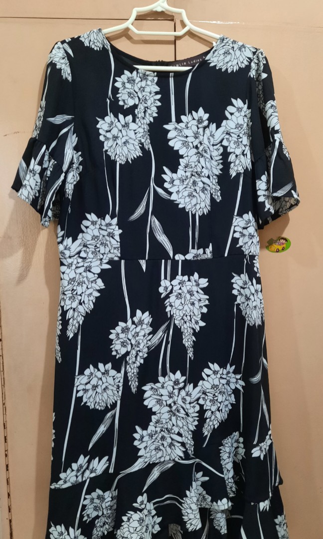 Samlin Dress, Women's Fashion, Dresses & Sets, Dresses on Carousell