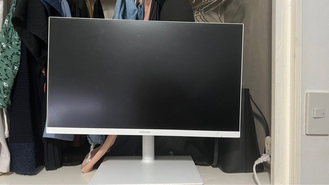 Samsung 24” QHD 2k IPS, Computers & Tech, Parts & Accessories, Monitor ...