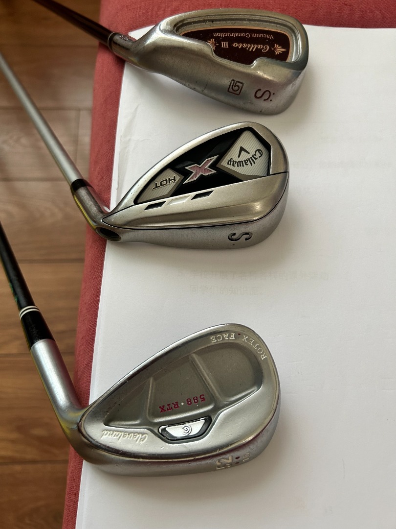 Sand wedges and 52 wedge 55 per wedge, Sports Equipment, Sports