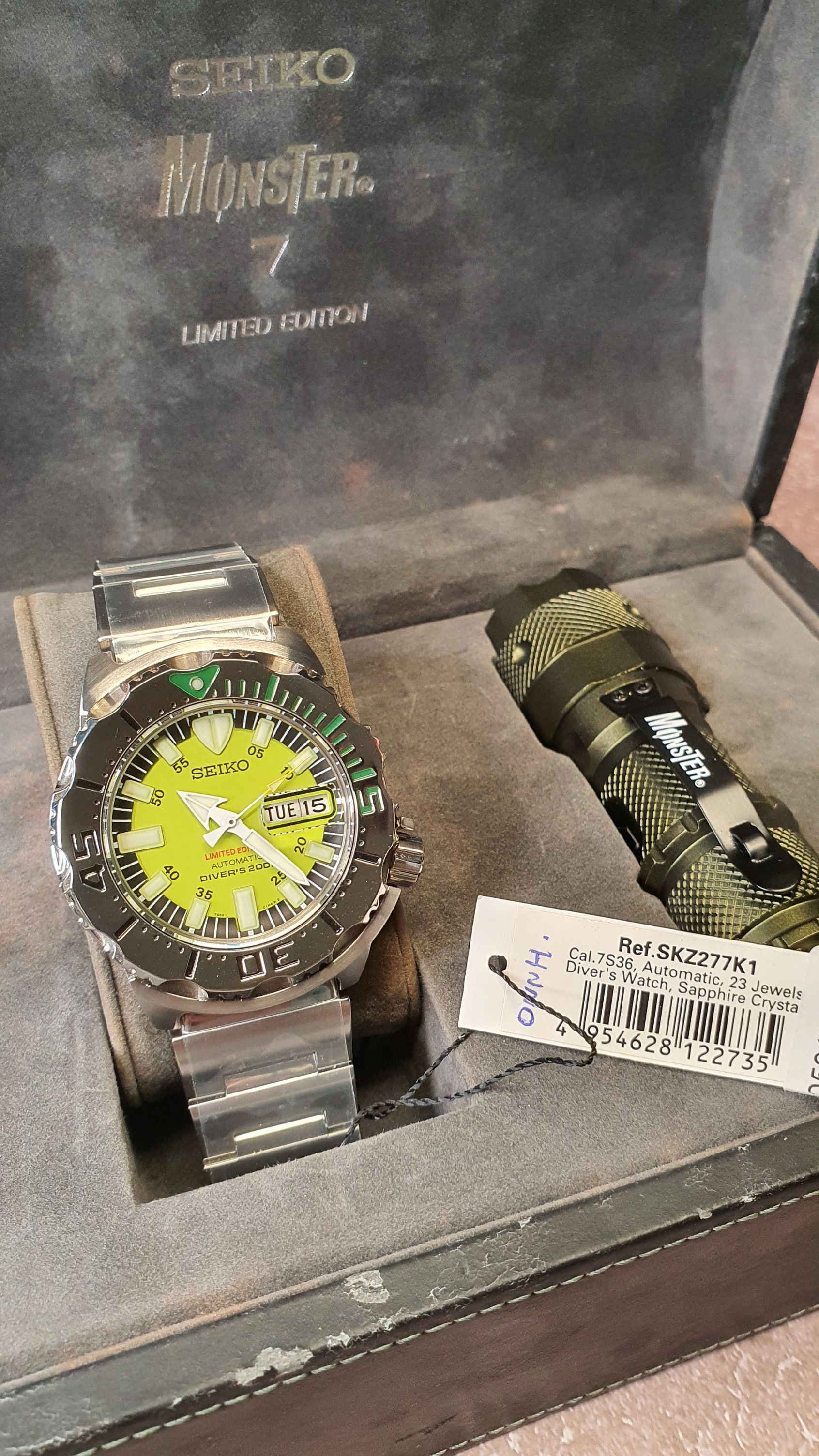 Seiko Green Monster SKZ277K1