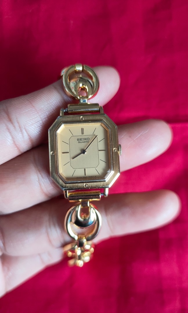 SEIKO QUARTZ, Women's Fashion, Watches & Accessories, Watches on Carousell