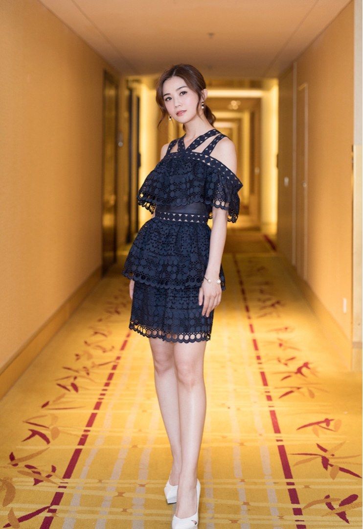 Self portrait embroidered shop tiered mini dress