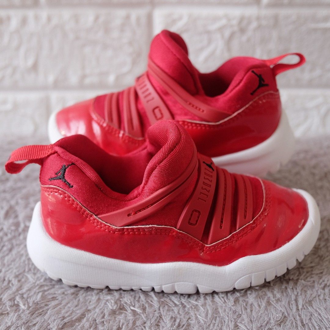 Nike air jordan 11 retro little flex deals