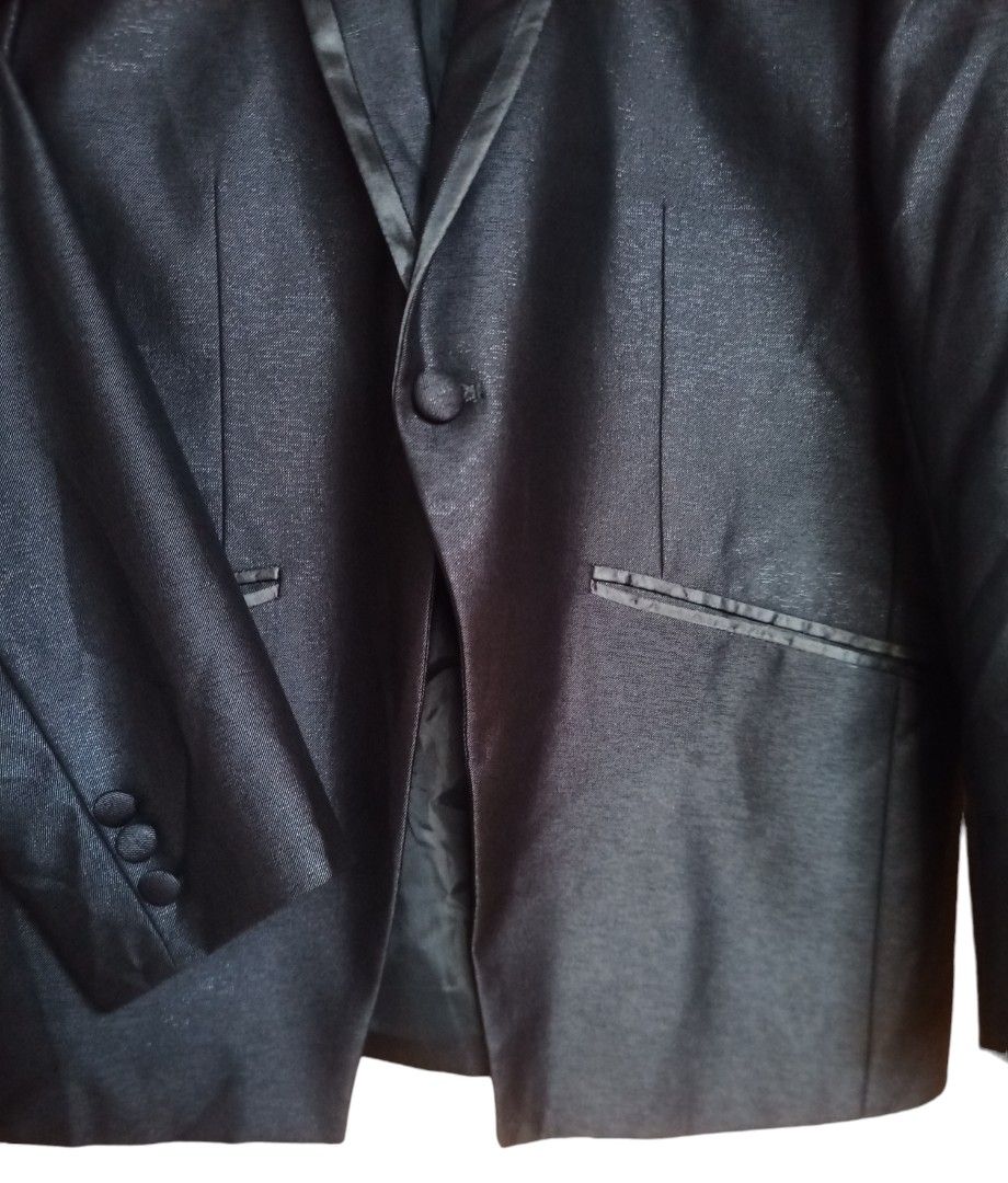SILVER GRAY TUXEDO (COAT ONLY) (Category: Coats, Jackets and Outerwear) located in Baguio. Submitted by goodyfinds2600 (Listing ID 1267833400, Image 3). Description: Good quality men's silver gray tuxedo coat with shiny and smooth outer shell.From HK box. Like new condition, no discoloration, fine fabric. With fabric-covered buttons. Made in France 1 front button 1 back slit Size on tag: 52 Manual measurements in inches: Shoulder- 16.5" Armpit to