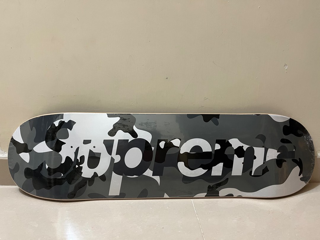 supreme camo logo skateboard grey green, 運動產品, 運動與體育