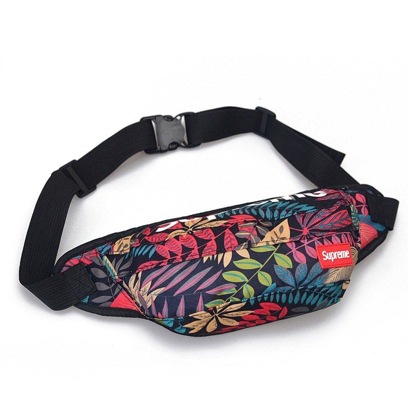 Supreme online chest bags