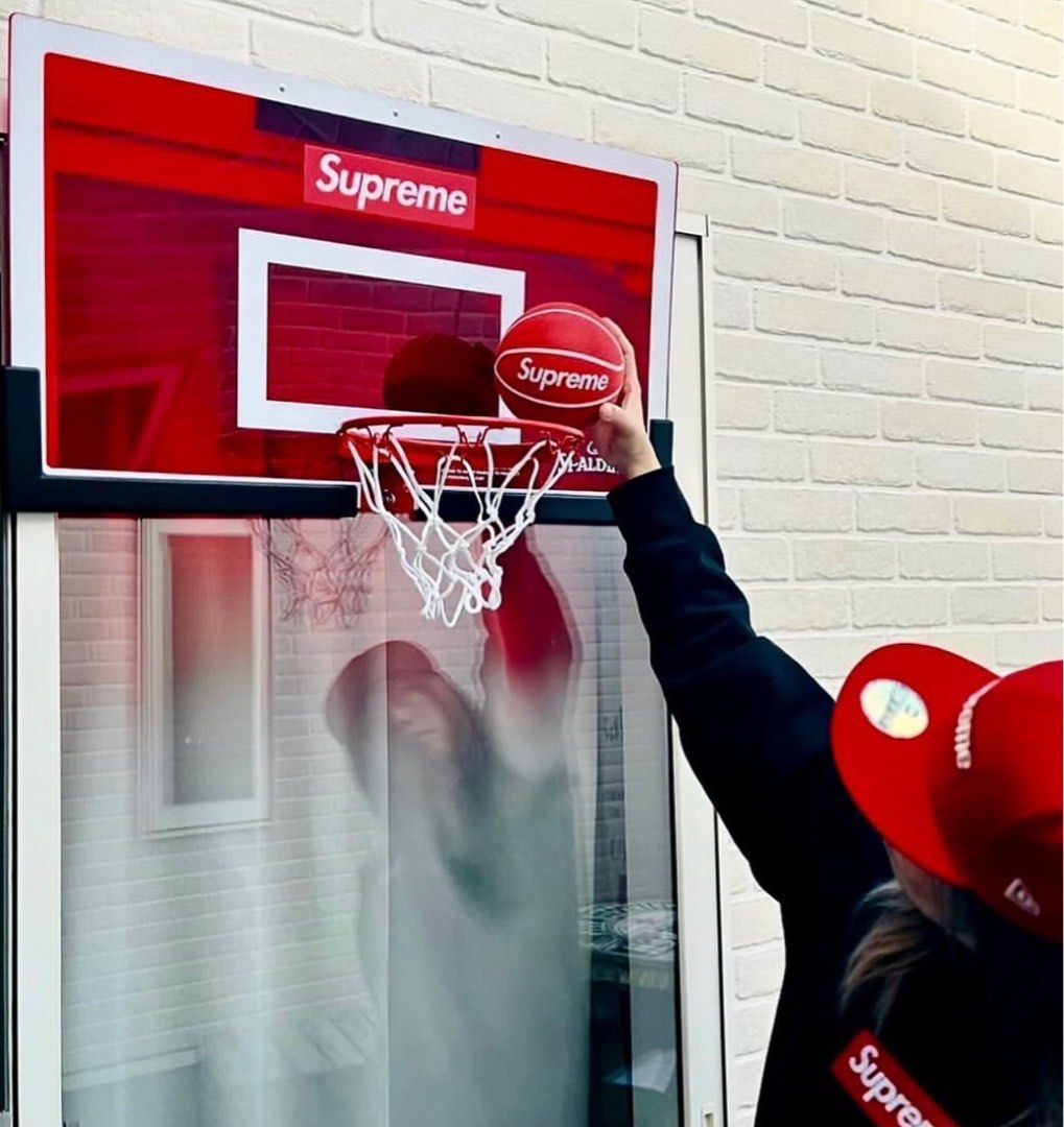 Supreme Spalding Mini Basketball Hoop小物