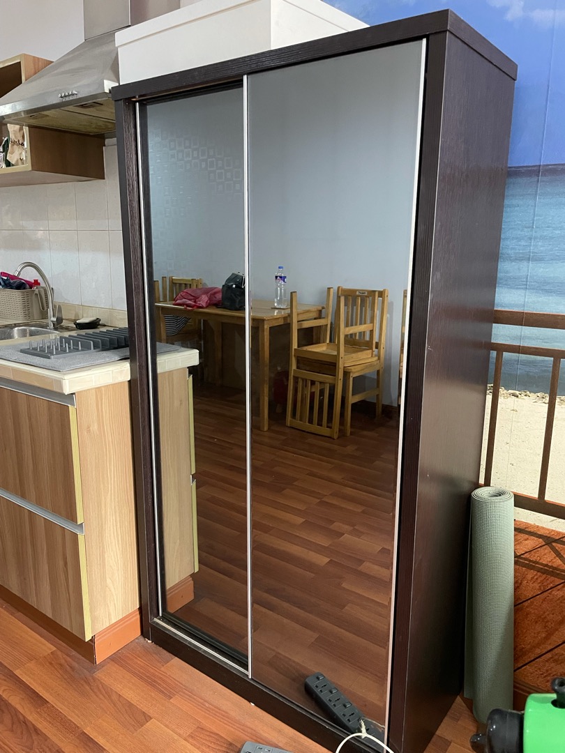 Tall Shoe with Sliding Mirror Doors and Adjustable Shelves