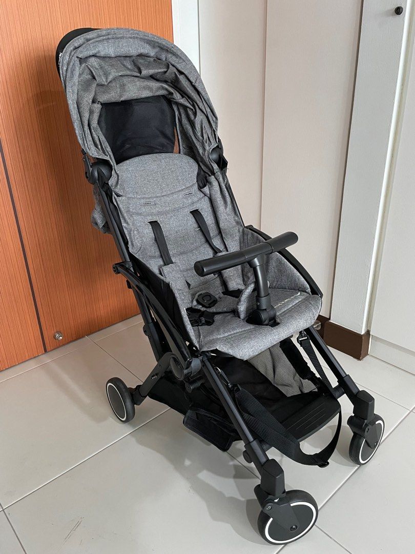 Tavo stroller cabin size, Babies & Kids, Going Out, Strollers on Carousell