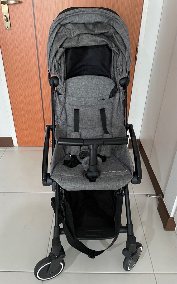 Tavo stroller cabin size, Babies & Kids, Going Out, Strollers on Carousell
