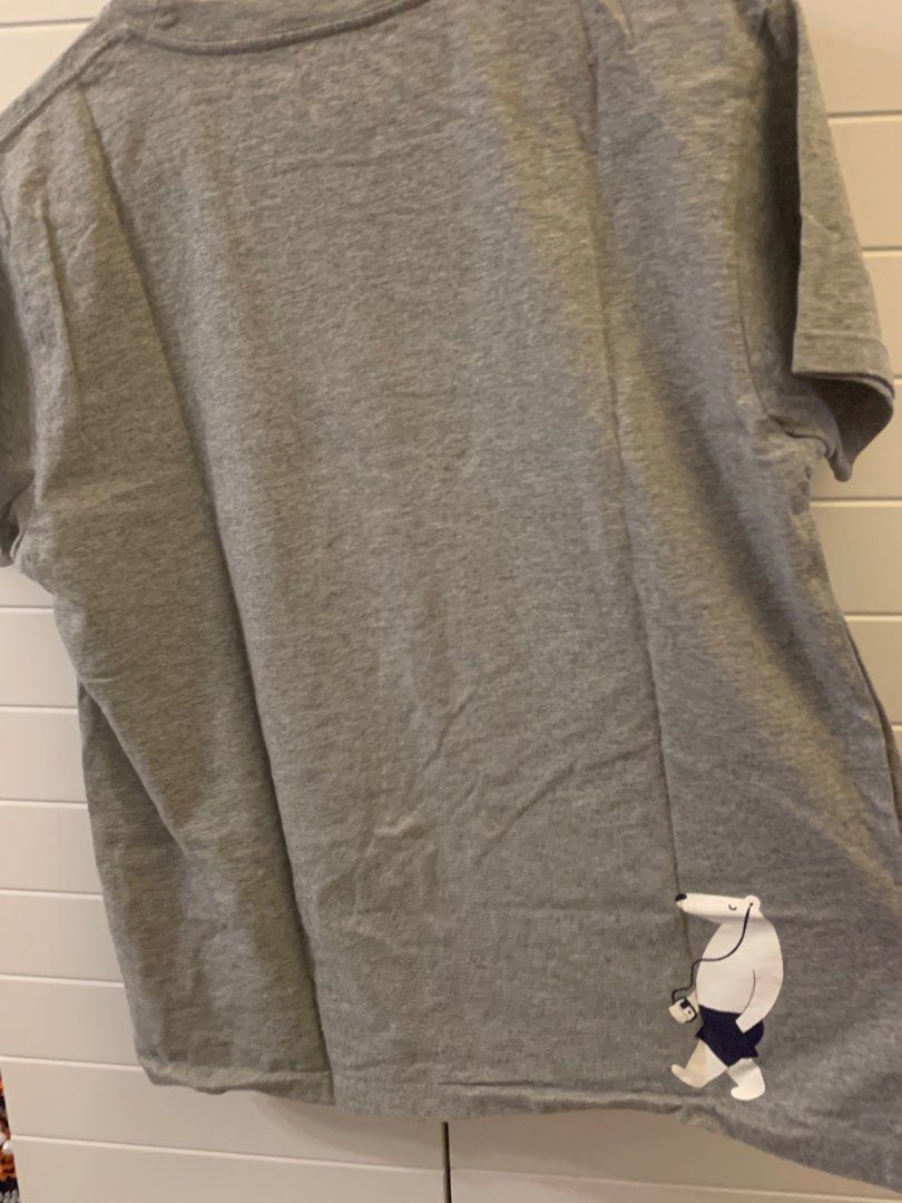 Tee （分類：T-shirt、恤衫、有領衫）位於 Hong Kong。 由 jonel_1988 提交（商品編號 1267862183，圖片 3）。簡介： 清衣櫃 不議價，唔好意思。。