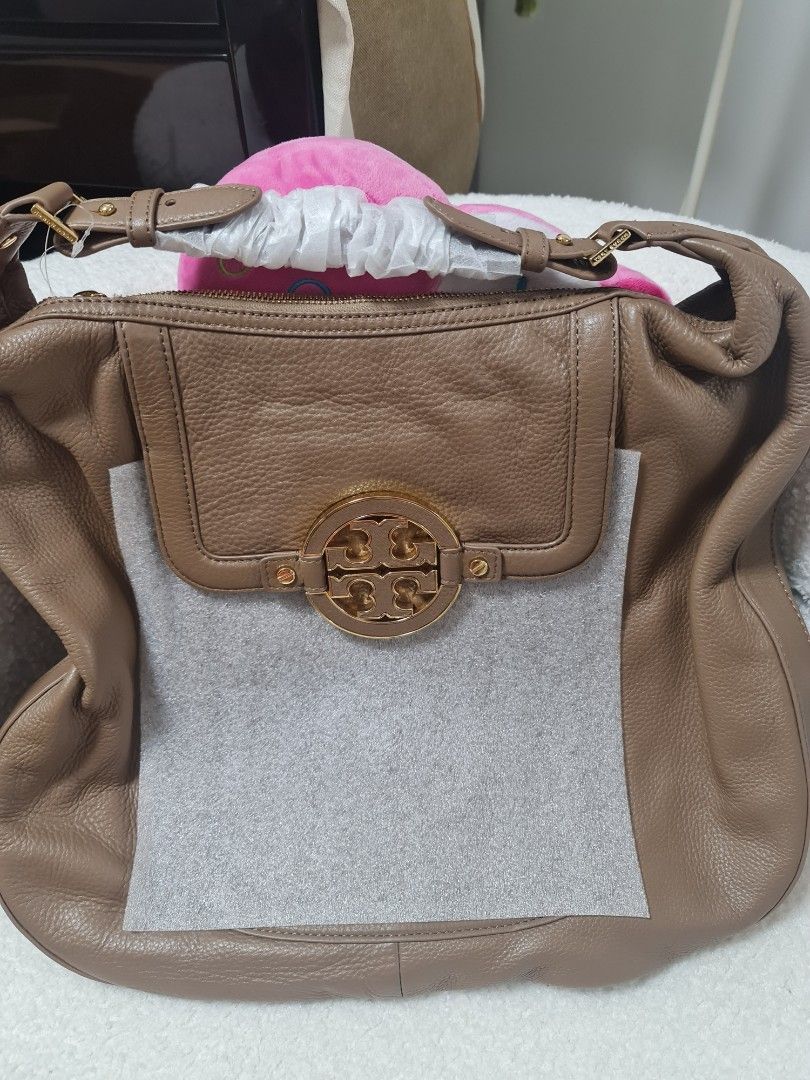 Authentic Tory Burch Amanda Flat Hobo Luxury Bags Wallets on