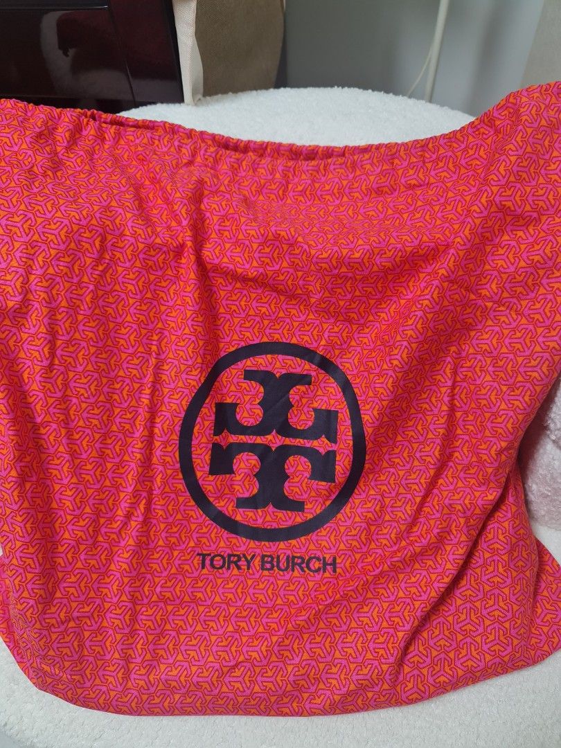 Tory burch amanda flat hobo on sale
