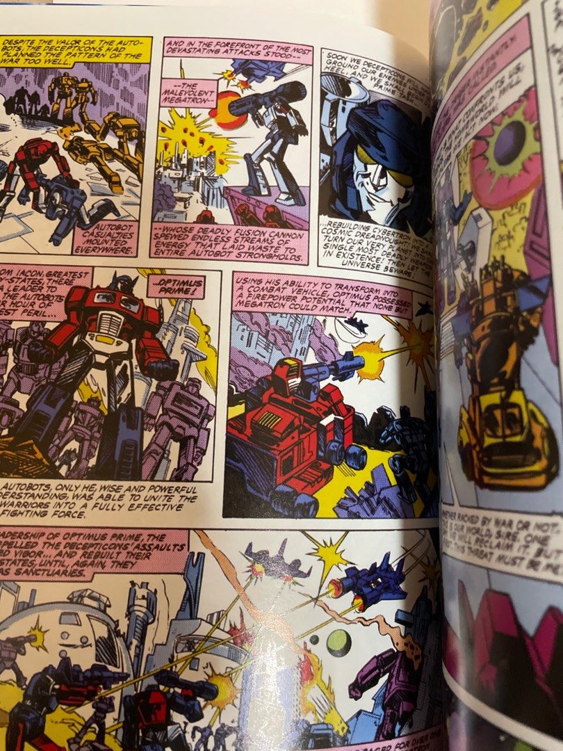 Transformers 1 comic reprint (25 Years Anniversary), Hobbies & Toys