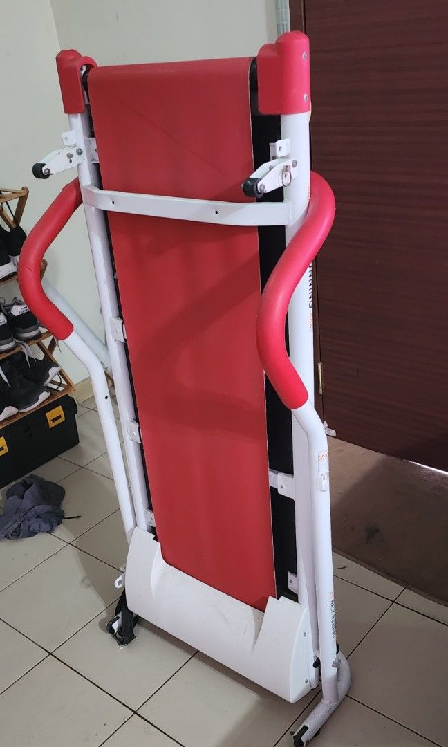 Treadmill foldable, Sports Equipment, Exercise & Fitness, Cardio