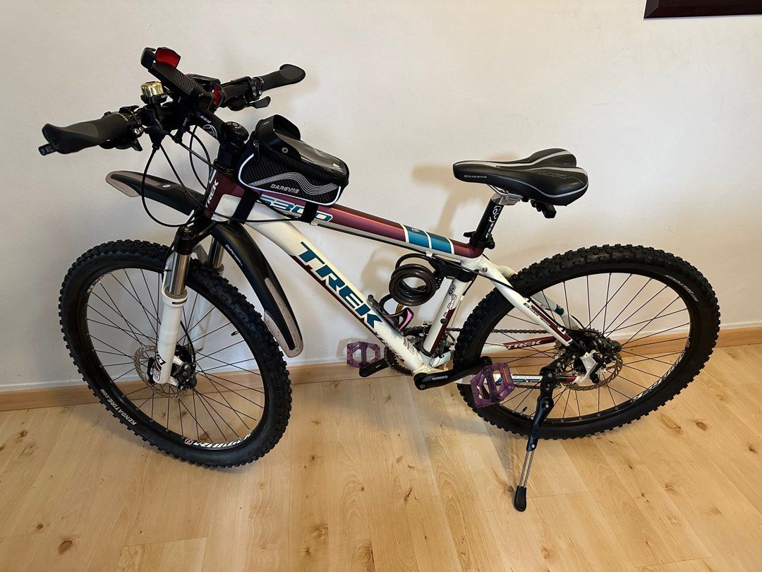 Trek mountain bike best sale accessories