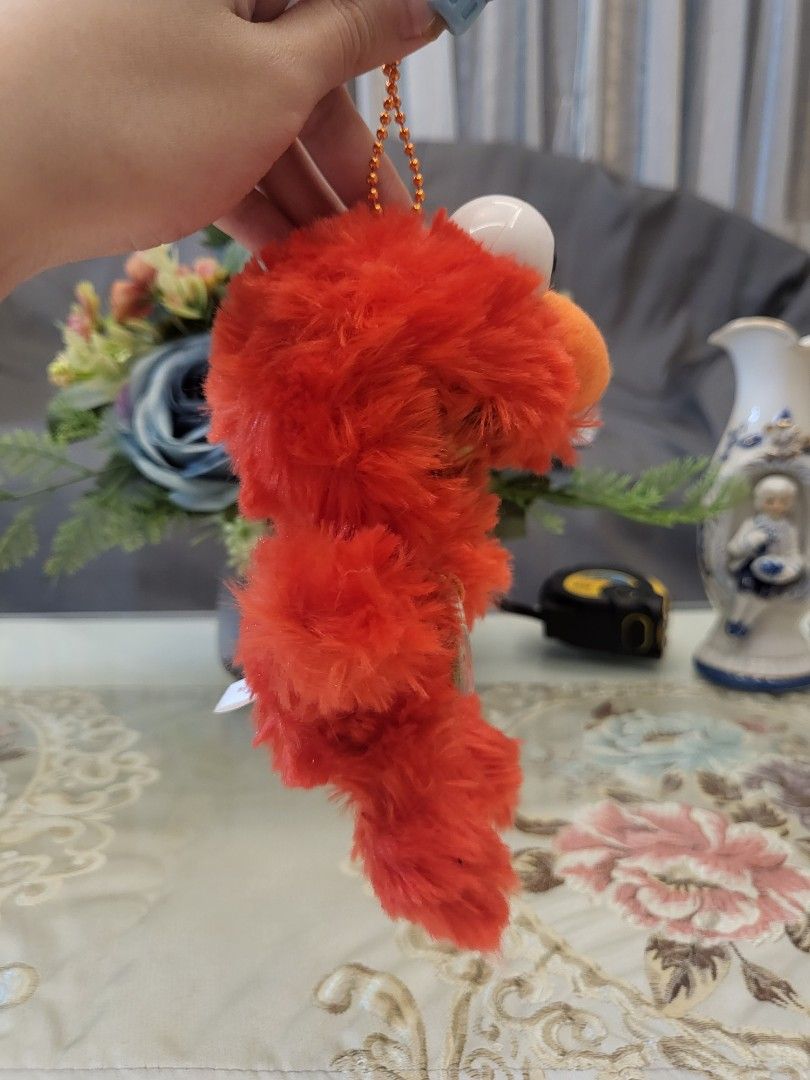 Universal Studios Japan Elmo Plushie Keychain, Hobbies & Toys, Toys ...