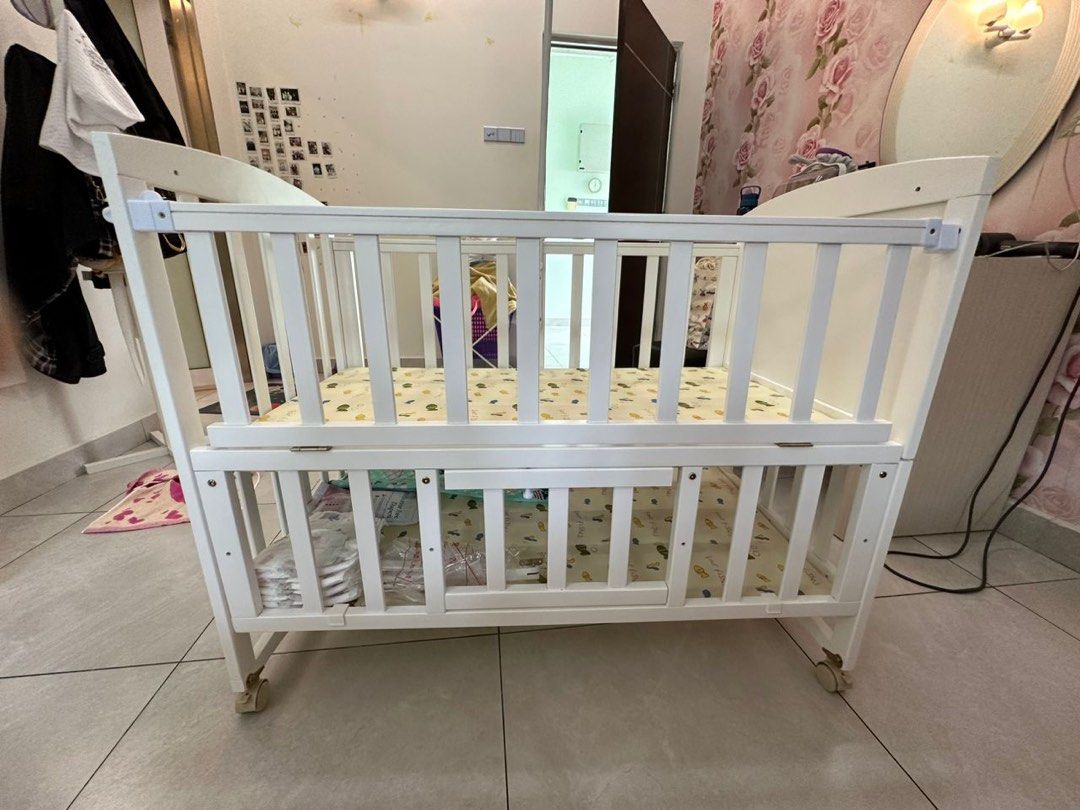 Used baby best sale beds for sale